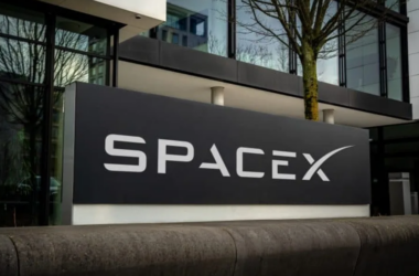 SpaceX Stock Outlook Turns Bullish: Argus Says Buy & Morgan Stanley Targets $300