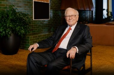 warren buffett billionaire