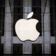 Warren Buffett's Apple Bet Turned $10,000 Into $122,400